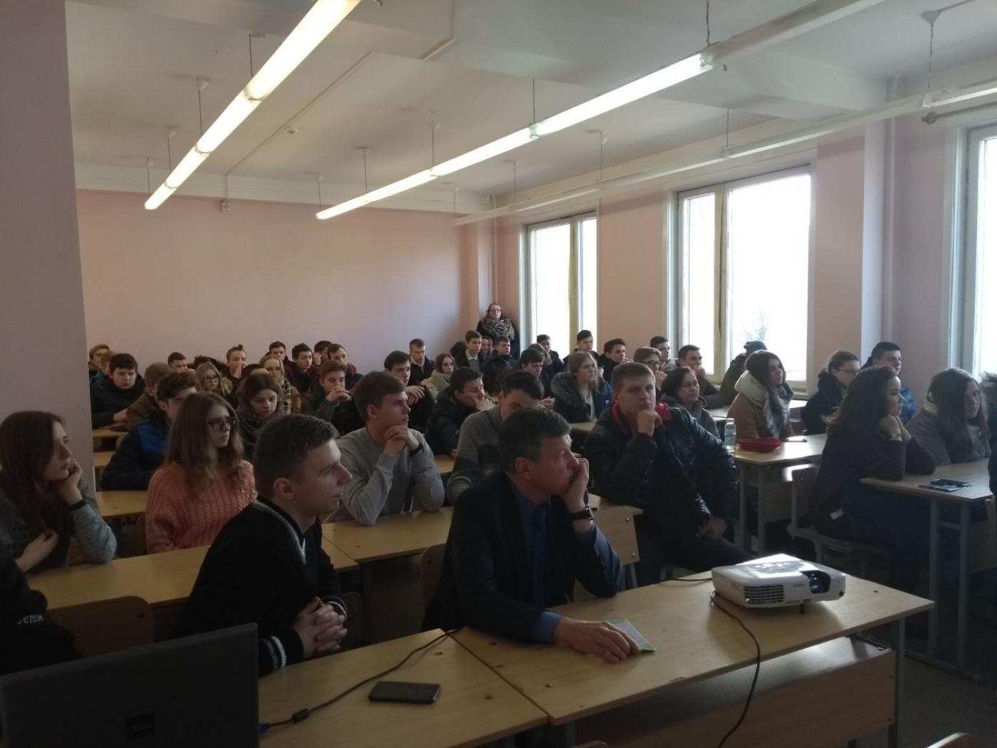 Профориентационная работа: встреча с учащимися выпускных классов Могилевского государственного областного лицея № 3.